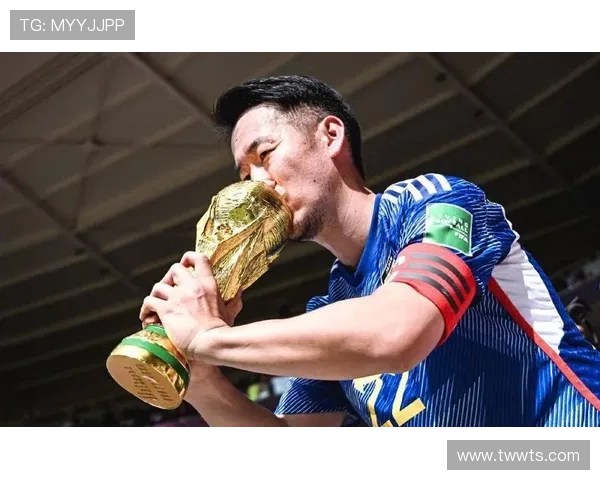 吉田麻也700里程碑老将荣光